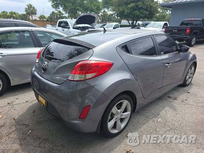 2012 Hyundai Veloster w/Black Interior - zdjęcie 3 z 23 - miniatura