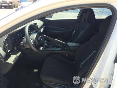 2026 Hyundai Elantra SEL Sport - zdjęcie 6 z 21 - miniatura