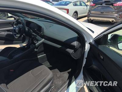 2026 Hyundai Elantra SEL Sport - zdjęcie 19 z 21 - miniatura
