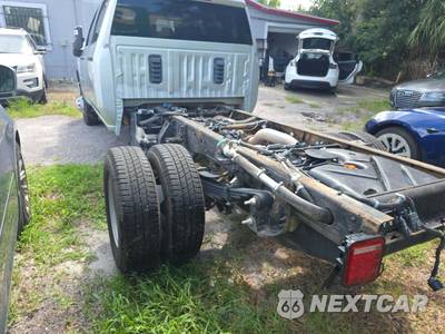 2021 Chevrolet Silverado 3500HD Cab Chassis WT Crew Cab 1WT DRW - zdjęcie 2 z 20 - miniatura