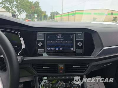 2024 Volkswagen Jetta SE - zdjęcie 10 z 22 - miniatura