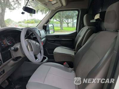 2014 Nissan NV3500 HD Cargo S High Roof 146.1" WB - zdjęcie 6 z 21 - miniatura