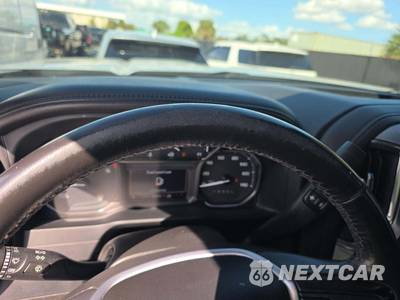 2022 GMC Sierra 2500HD SLT Crew Cab Medium Bed 4SA - zdjęcie 21 z 23 - miniatura