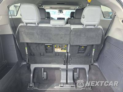 2021 Toyota Sienna XLE 7-Passenger 120.5" WB - zdjęcie 15 z 23 - miniatura