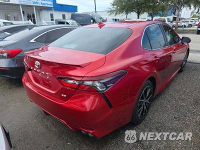 2022 Toyota Camry SE - zdjęcie 3 z 24 - miniatura