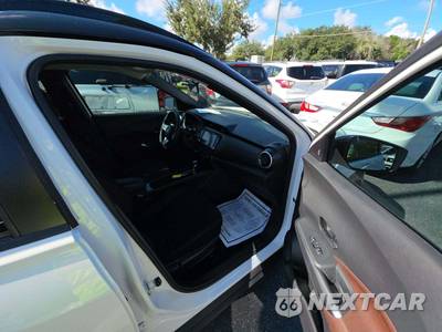 2024 Nissan Kicks SR - zdjęcie 19 z 23 - miniatura