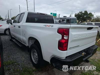 2022 Chevrolet Silverado 1500 WT Extended Cab Medium Bed 1WT - zdjęcie 2 z 23 - miniatura