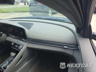2025 Hyundai Elantra SEL Convenience - zdjęcie 19 z 21 - miniatura