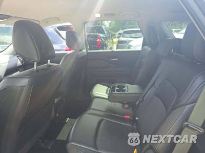 2024 Nissan Pathfinder SL - zdjęcie 13 z 24 - miniatura