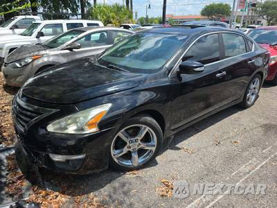 2013 Nissan Altima 2.5 SV Sedan - zdjęcie 1 z 23 - miniatura