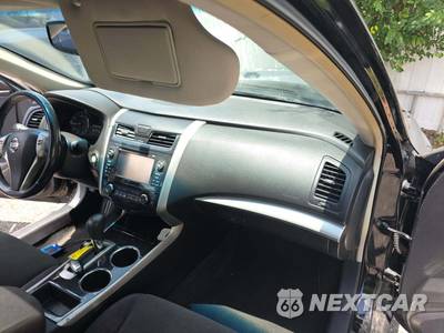 2013 Nissan Altima 2.5 SV Sedan - zdjęcie 19 z 23 - miniatura