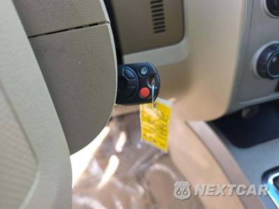 2008 Ford Escape XLT - zdjęcie 8 z 26 - miniatura
