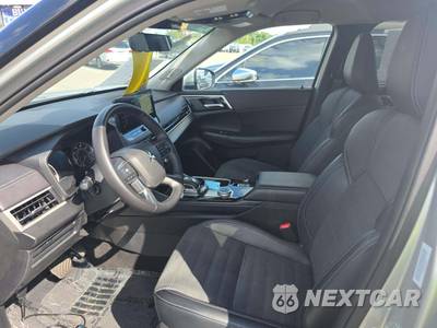 2025 Mitsubishi Outlander SE - zdjęcie 6 z 24 - miniatura