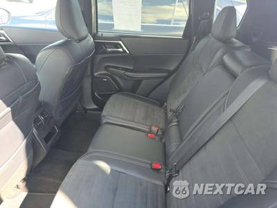 2025 Mitsubishi Outlander SE - zdjęcie 13 z 24 - miniatura