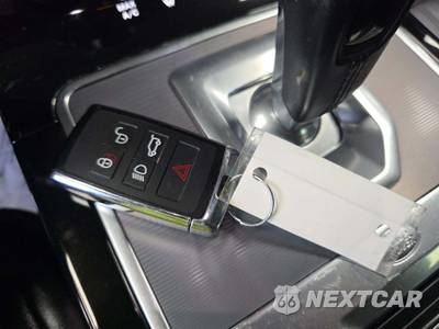 2020 Land Rover Range Rover Evoque S - zdjęcie 8 z 22 - miniatura