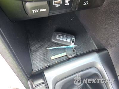 2019 Hyundai Veloster Turbo R-Spec - zdjęcie 8 z 22 - miniatura