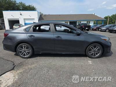 2023 Kia Forte GT-Line - zdjęcie 4 z 26 - miniatura