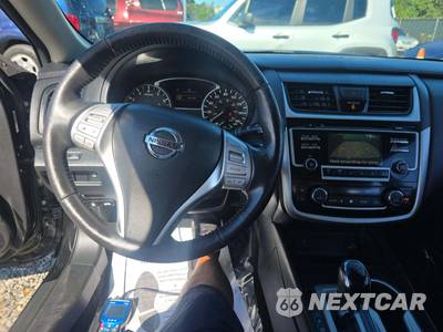 2018 Nissan Altima 2.5 SL - zdjęcie 10 z 28 - miniatura