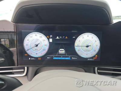2025 Hyundai Elantra SEL Convenience - zdjęcie 9 z 25 - miniatura