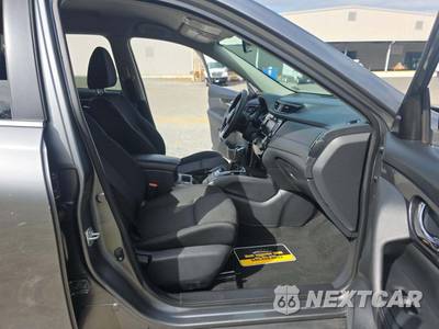 2018 Nissan Rogue SV - zdjęcie 18 z 33 - miniatura