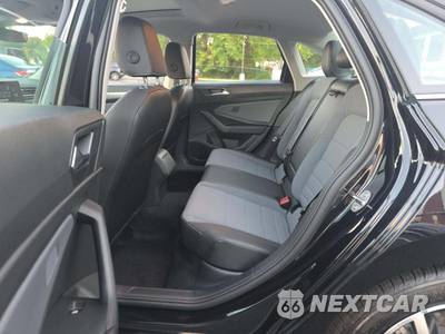 2026 Volkswagen Jetta SE - zdjęcie 13 z 24 - miniatura