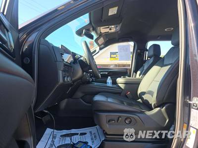 2026 Chevrolet Suburban RST 1SP - zdjęcie 6 z 25 - miniatura
