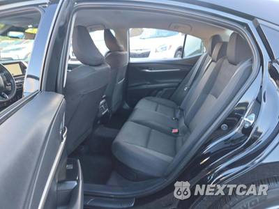 2025 Toyota Camry LE - zdjęcie 13 z 27 - miniatura