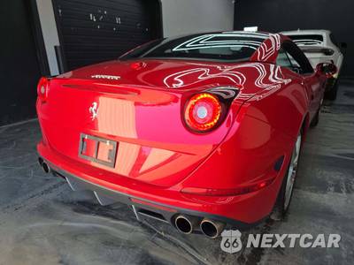 2015 Ferrari California T - zdjęcie 3 z 30 - miniatura