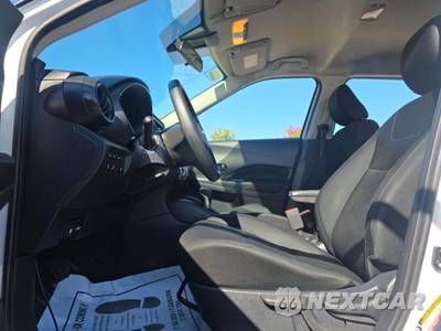 2024 Nissan Kicks S - zdjęcie 6 z 26 - miniatura