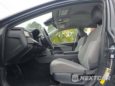 2025 Toyota Camry LE - zdjęcie 6 z 25 - miniatura