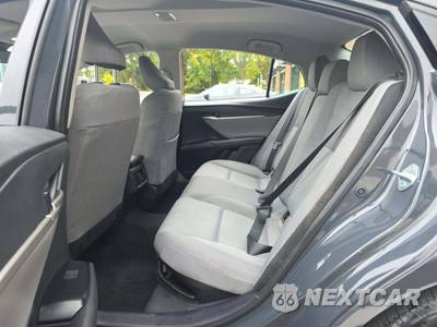 2025 Toyota Camry LE - zdjęcie 13 z 25 - miniatura