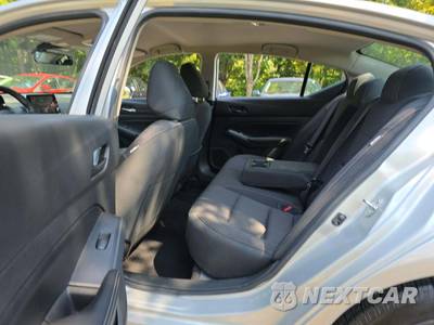 2025 Nissan Altima SV - zdjęcie 13 z 24 - miniatura