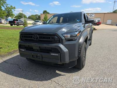2025 Toyota 4Runner SR5 - zdjęcie 1 z 25 - miniatura