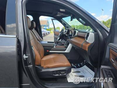 2022 Toyota Tundra 1794 Edition Crew Cab Short Bed - zdjęcie 18 z 23 - miniatura
