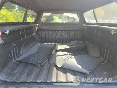 2015 GMC Canyon SLE Crew Cab Long Bed 4LE - zdjęcie 14 z 25 - miniatura