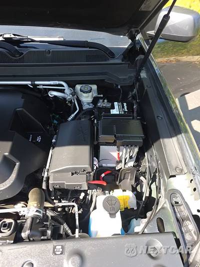 2015 GMC Canyon SLE Crew Cab Long Bed 4LE - zdjęcie 23 z 25 - miniatura