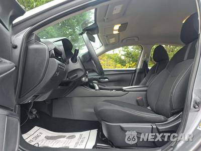 2025 Nissan Sentra SV - zdjęcie 6 z 30 - miniatura