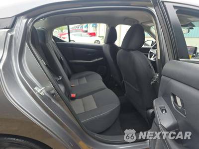 2025 Nissan Sentra SV - zdjęcie 16 z 30 - miniatura