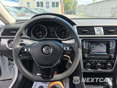 2017 Volkswagen Passat 1.8T S - zdjęcie 10 z 25 - miniatura