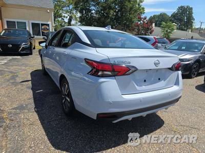 2025 Nissan Versa SV - zdjęcie 2 z 26 - miniatura