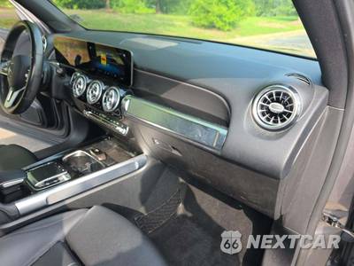 2020 Mercedes-Benz GLB 250 4MATIC - zdjęcie 19 z 27 - miniatura