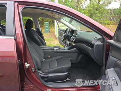 2025 Nissan Sentra SV - zdjęcie 18 z 24 - miniatura