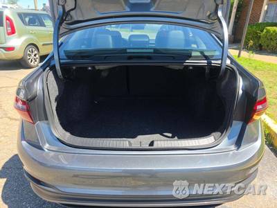 2025 Volkswagen Jetta SE - zdjęcie 14 z 23 - miniatura