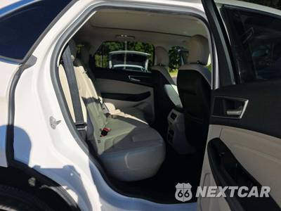 2018 Ford Edge Titanium - zdjęcie 16 z 26 - miniatura