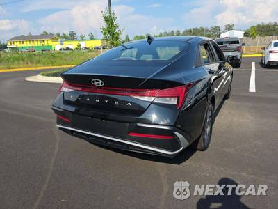 2026 Hyundai Elantra Hybrid Blue - zdjęcie 3 z 24 - miniatura