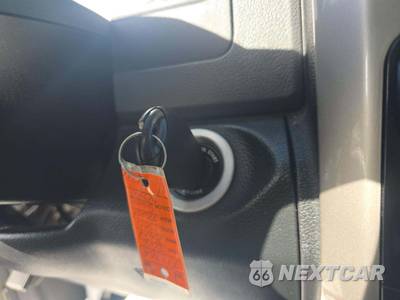2016 Ram 1500 SLT Extended Cab Medium Bed - zdjęcie 8 z 20 - miniatura