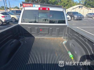 2016 Ram 1500 SLT Extended Cab Medium Bed - zdjęcie 14 z 20 - miniatura