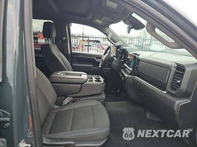 2025 Chevrolet Silverado 1500 LT Crew Cab Short Bed 1LT - zdjęcie 18 z 23 - miniatura