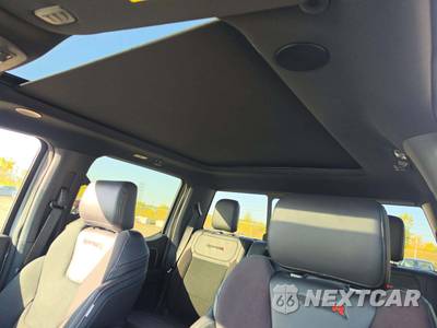 2026 Ford F-150 Raptor Crew Cab Short Bed - zdjęcie 8 z 17 - miniatura