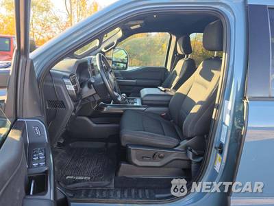 2023 Ford F-150 XLT Crew Cab Short Bed - zdjęcie 3 z 23 - miniatura